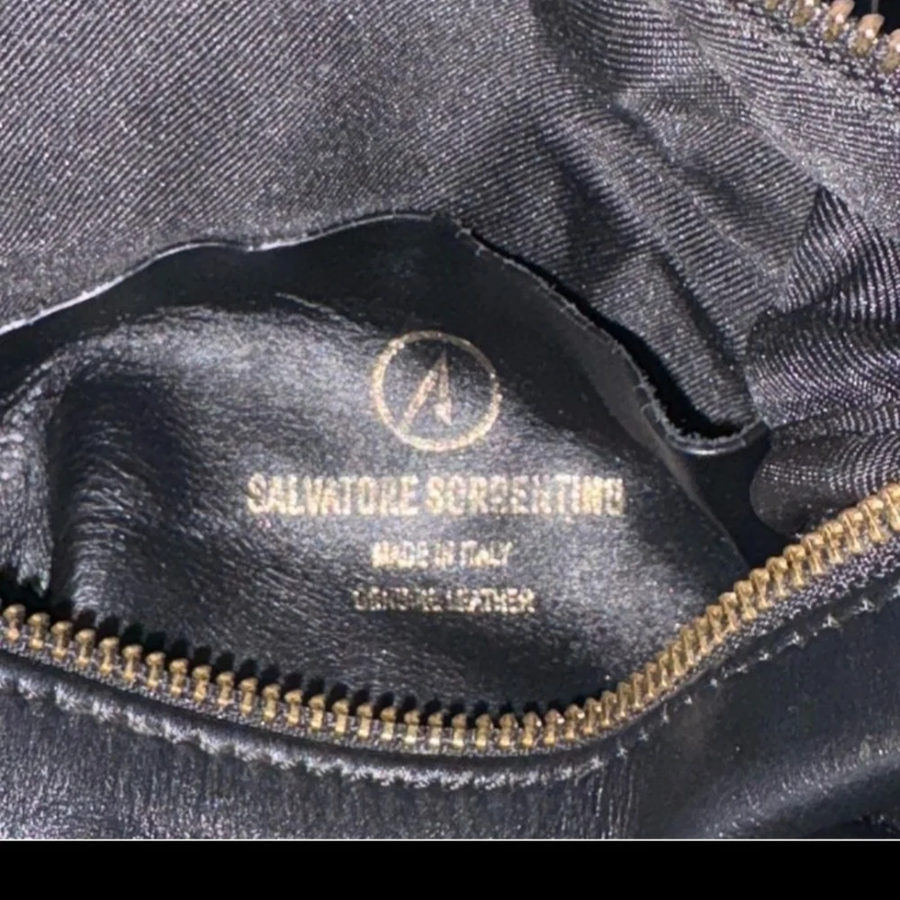 Salvatore Sorrentino Women's Handbag Black Leather Satchel Made in Italy Medium
